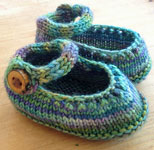 tiny shoes baby booties by Ysolda Teague