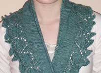 hand knit lacey scarf;