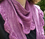 Springtime Bandit ruffled scarf free knitting pattern