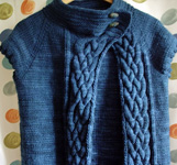 Malabrigo Worsted Merino Yarn, color azul profundo 150, sleeveless sweater