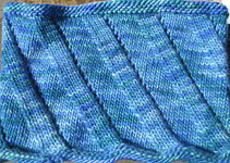 Malabrigo Worsted Merino Yarn, color emerald blue #137, cowl neck scarf