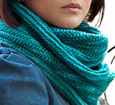 Malabrigo Worsted Merino Yarn, color emerald #135, cowl neck scarf
