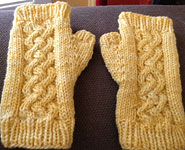 fingerless mittens; Malabrigo Worsted Merino Yarn color pollen #19