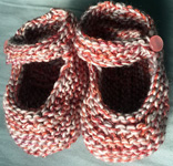 Hand knit baby booties pattern Mary Jane Booties by Lucie Sinkler