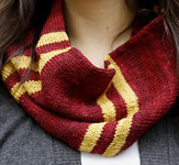 Hogwarts House Cowl knitting pattern by Ashley Solley