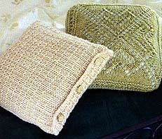 Adrienne Vittadini Fall 2007 vol 30  Mia Tailored & Snowflake Pillows knitting pattern